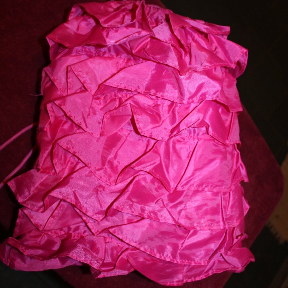 Thirty One Ruffled Cinch Bag Pink